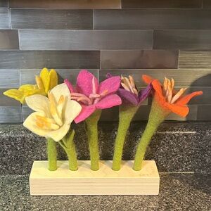 LOVEEVERY scented flowers toy